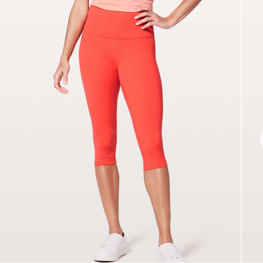 Lululemon Wunder Under Hi-Rise 1/2 Tight 17". Red Orange. EUC